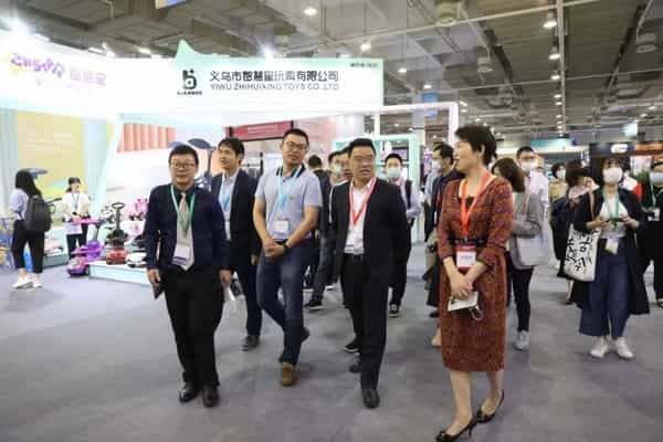 2家甬企跻身全国百强!宁波数字贸易如何快马加鞭?